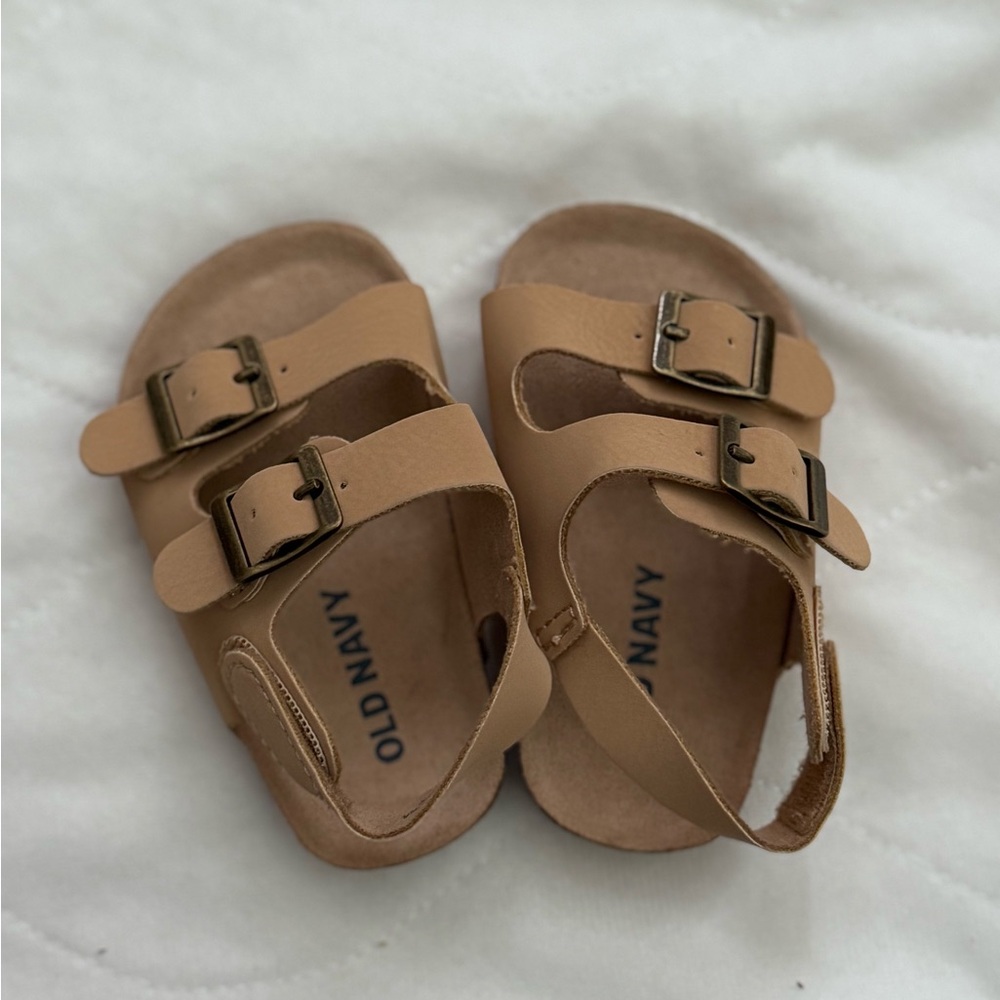 Old Navy Baby Tan Birkenstock Style Sandals 3-6 Months NWOT